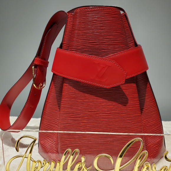 ✅✅✅SOLD✅✅✅ AUTHENTIC LOUIS VUITTON SAC DE'PAULE IN EPI RED - Picture 2 of 15